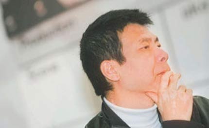 揭密:冯小刚成功靠“冯氏八招”